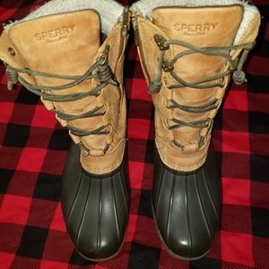 SPERRY DUCK BOOTS
